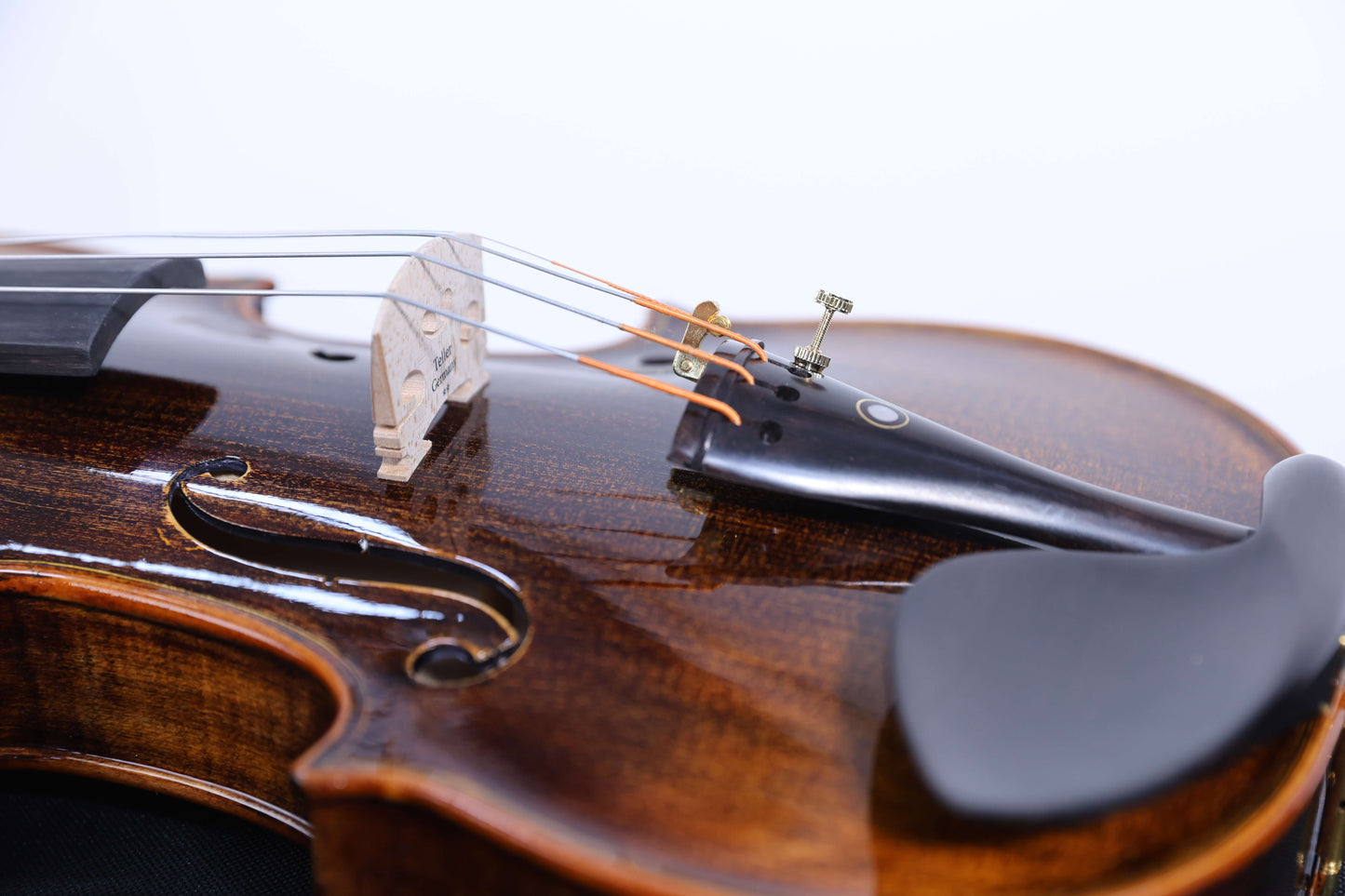 Carlos Marshello MV600D Premium 4/4 Size Violin - Deccan Retail