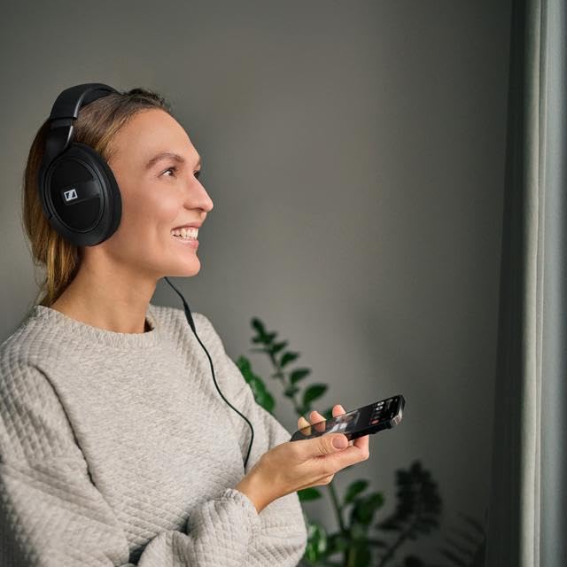 Sennheiser HD 569 Closed-Back Audiophile Headphones with E.A.R. Technology - Black - Deccan Retail