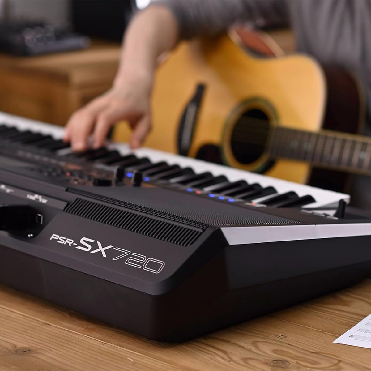 Yamaha PSR-SX720 Arranger Workstation 61 Keys Keyboard - Deccan Retail