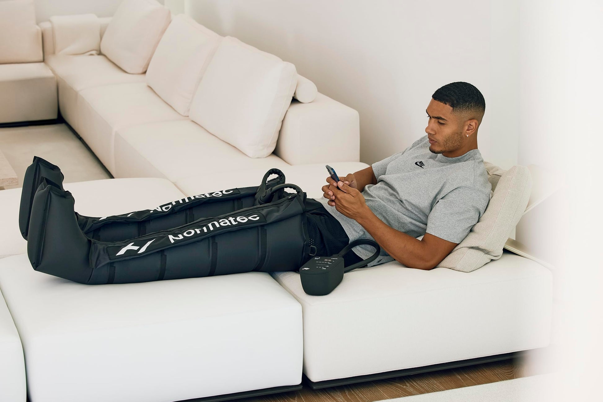 Hyperice Normatec 3 Lower Body Portable Massager - Deccan Retail