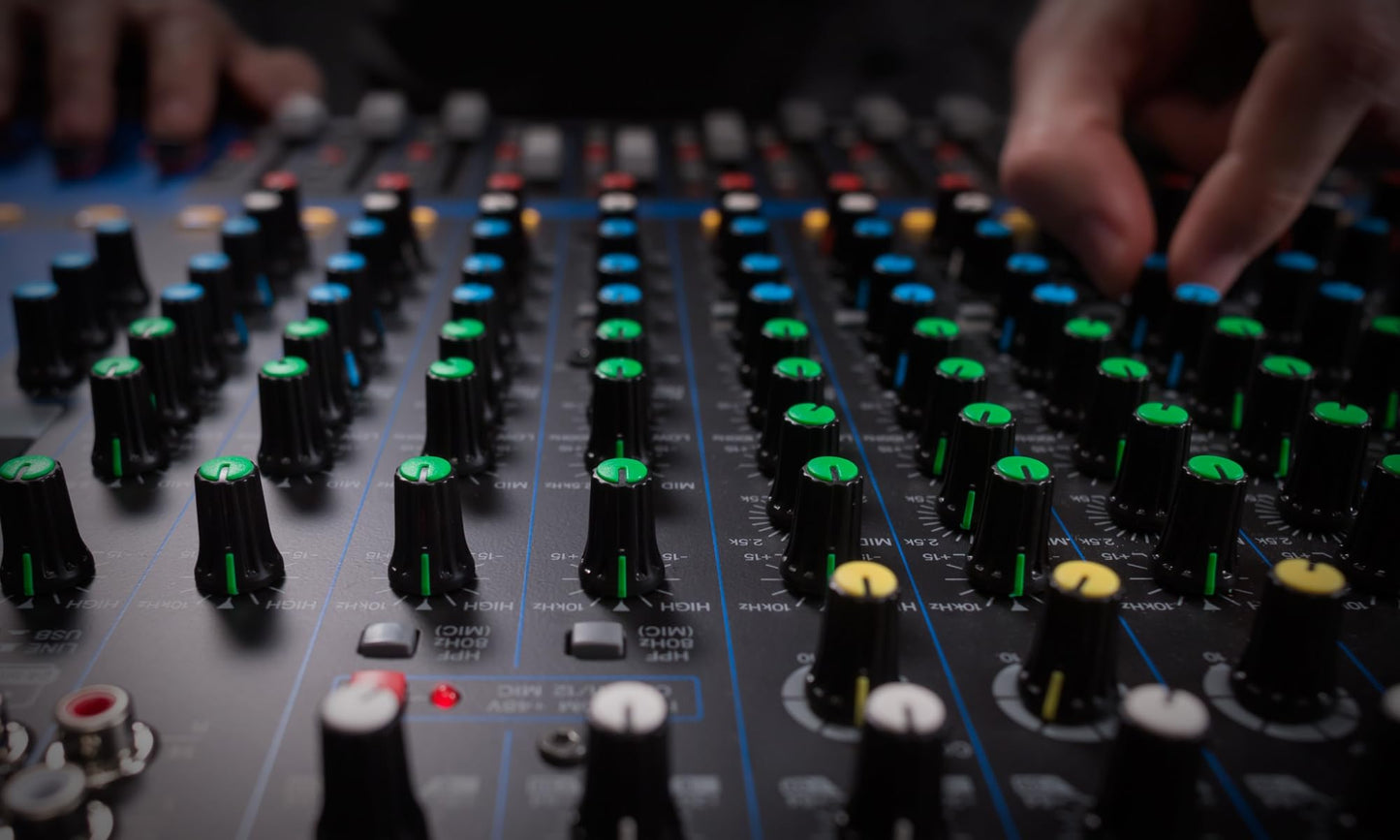 Yamaha MG16XU 16-Input 6-Bus Analog Mixer with USB & Effects