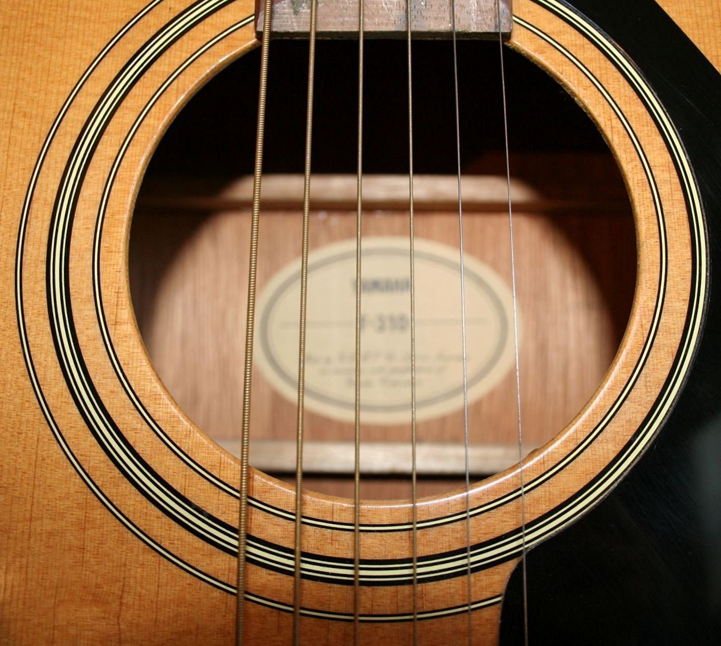 Yamaha F310 Acoustic Guitar with Gig Bag – Natural Finish - Deccan Retail