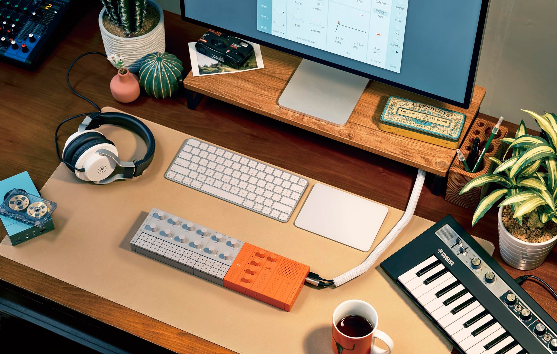 Yamaha SEQTRAK Music Production Studio - Orange - Deccan Retail